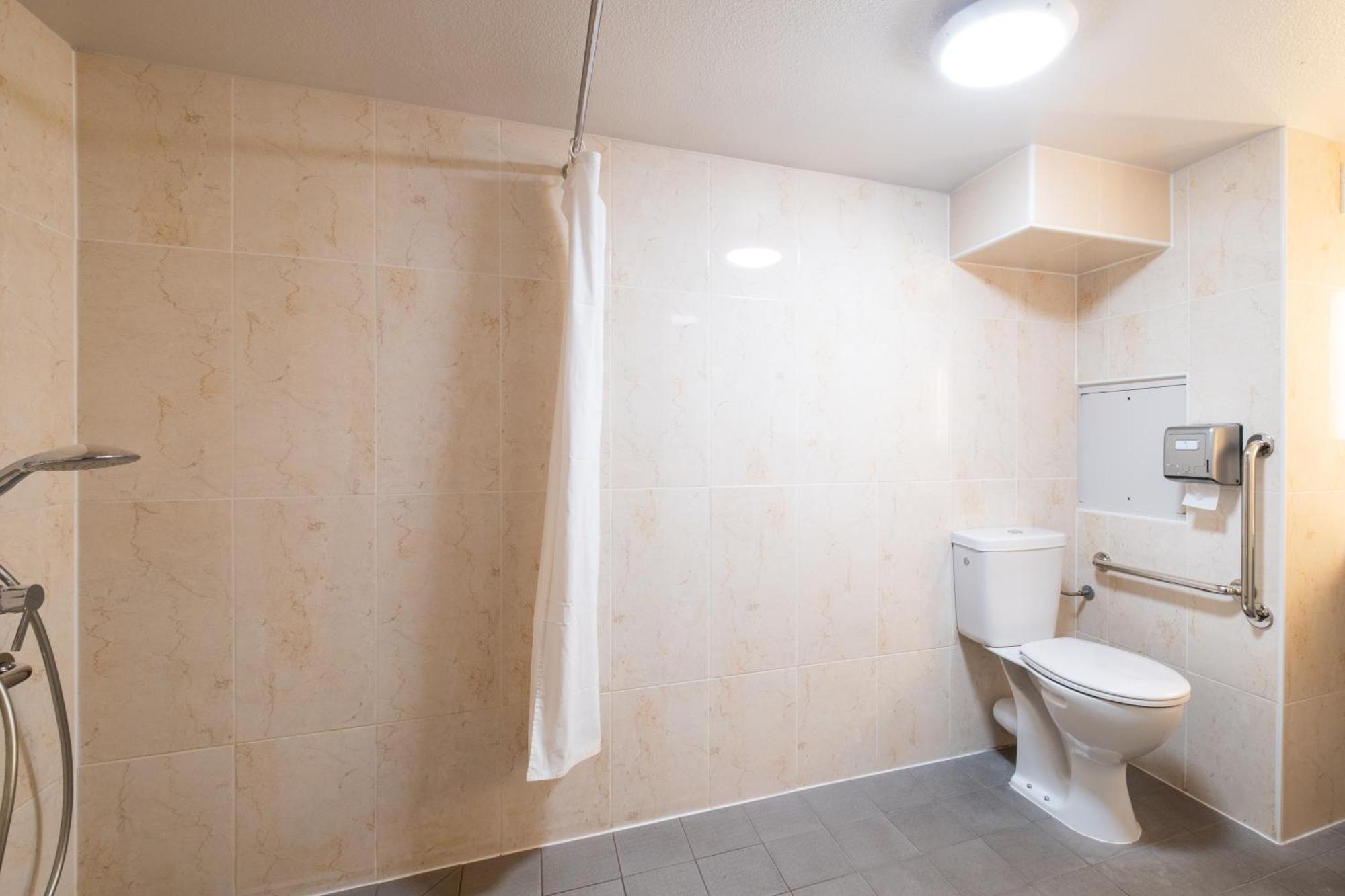 B&B Hotel Lille Seclin Unexpo Екстериор снимка